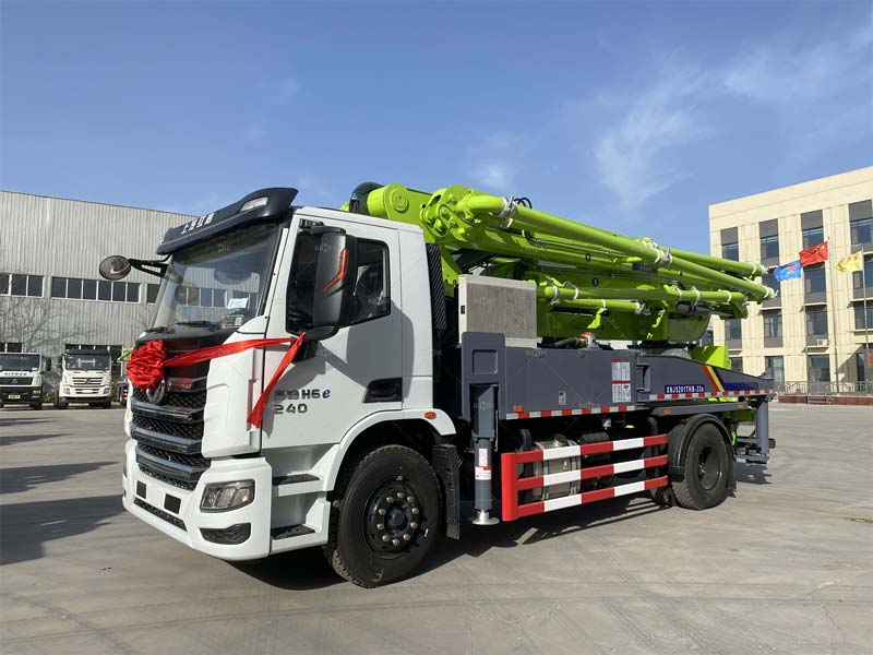 33m concrete boom pump for sale