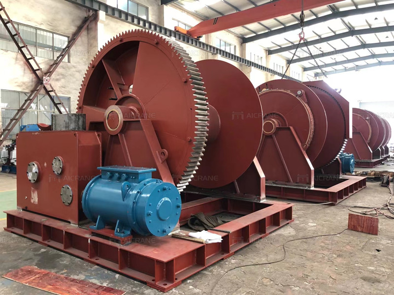 electric mooring winches