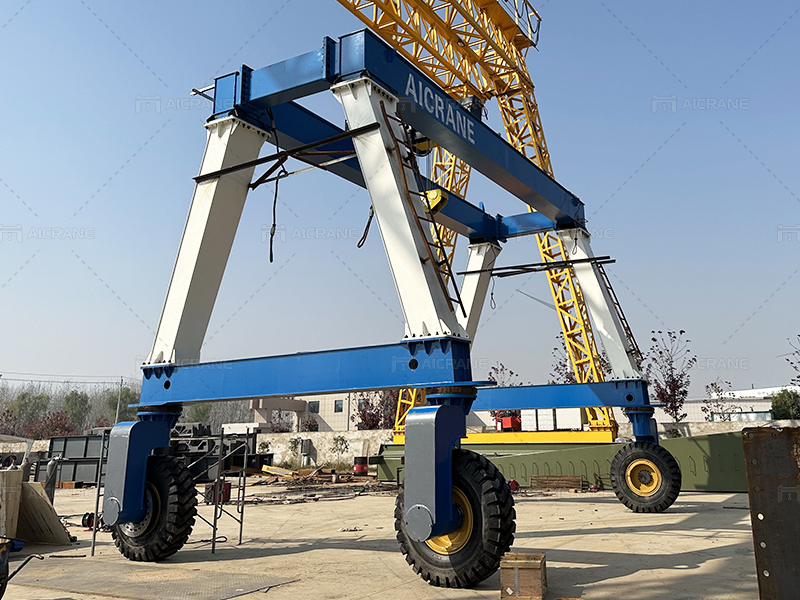 Rubber Tyred Gantry Crane for Sale